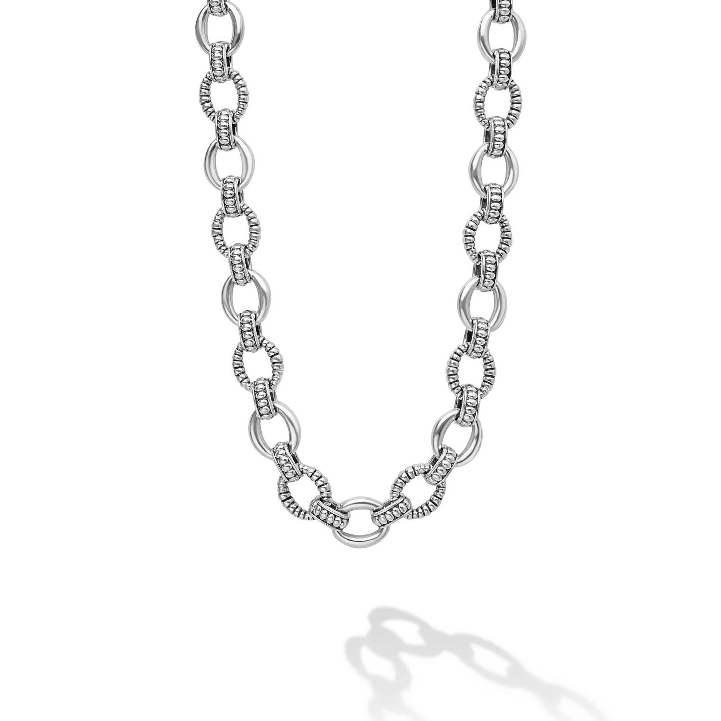 Signature Caviar Fluted Oval Link Necklace