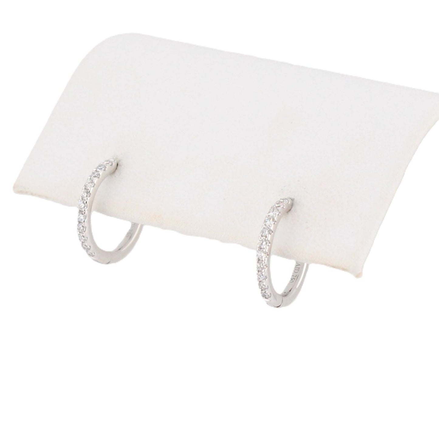 Diamond Round Huggies