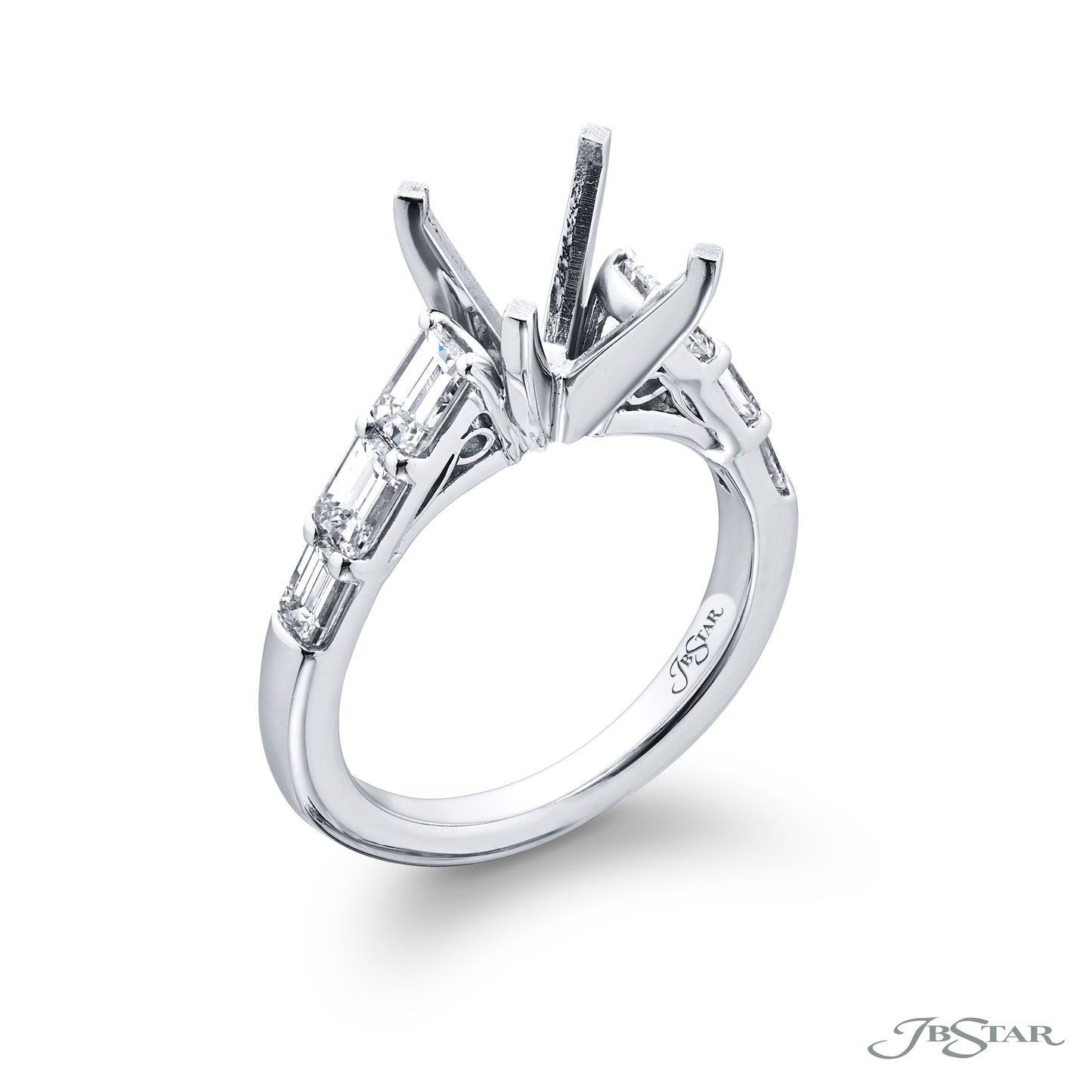 Mounting with Emerald Cut Diamond Shoulders