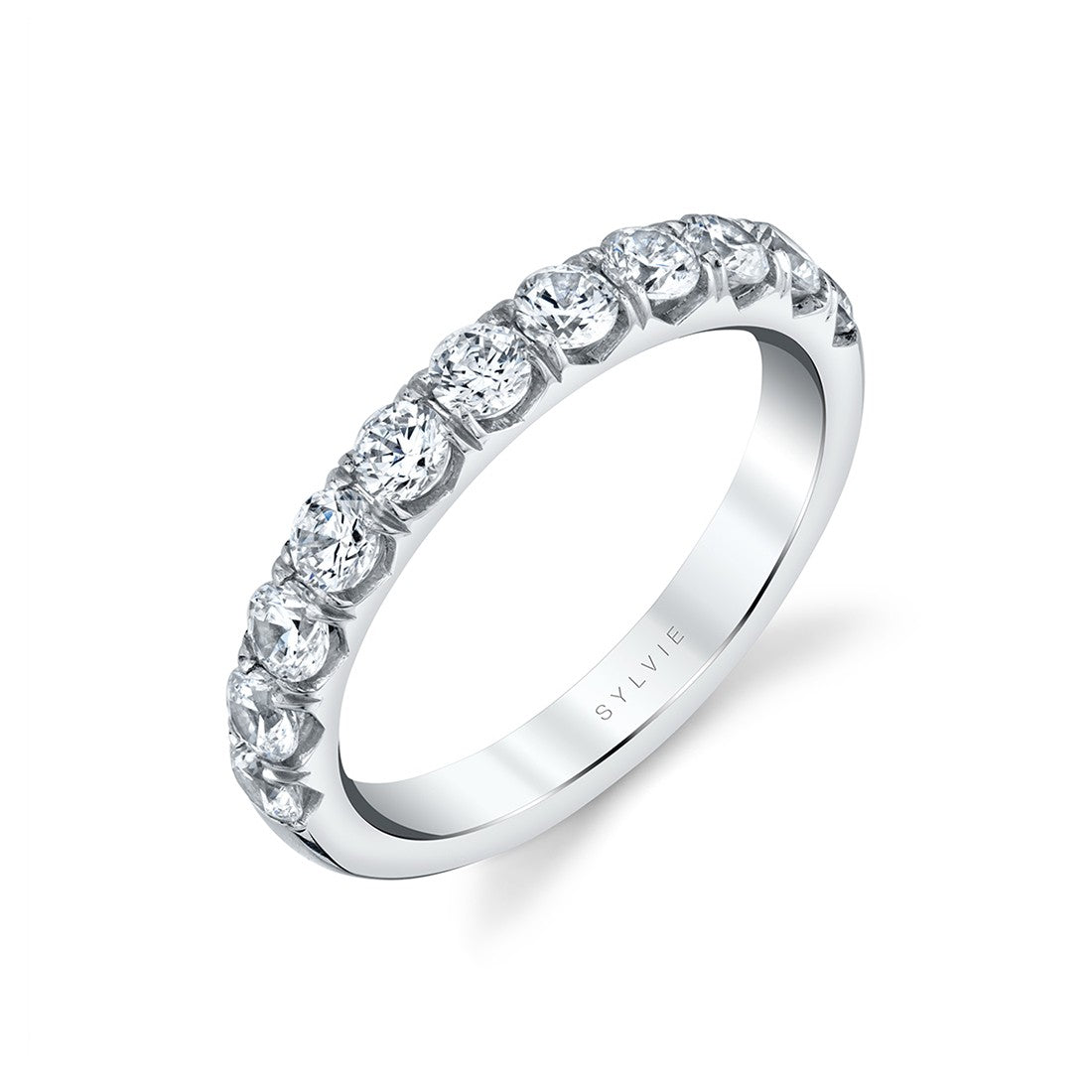 Diamond Band with Round Brilliant Diamonds