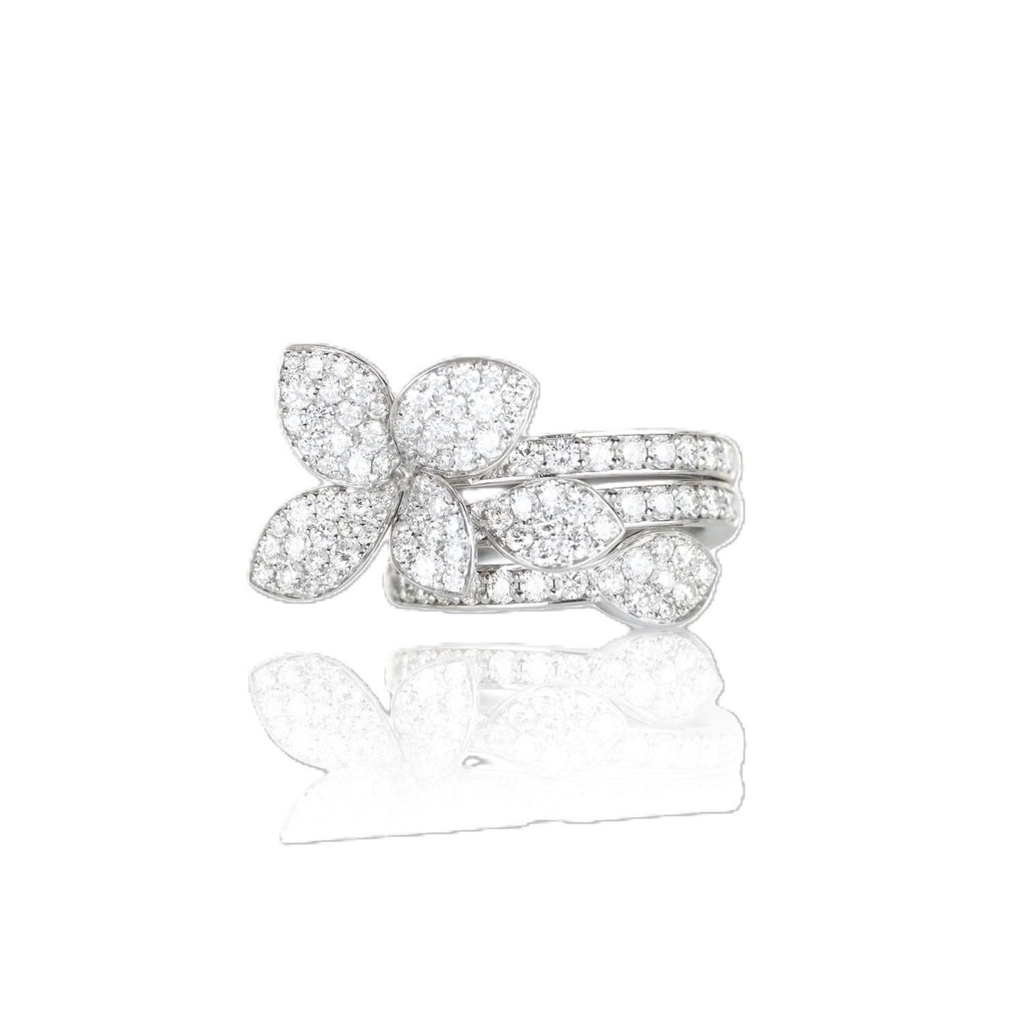 Heart to Earth Collection Pave Diamond Flower Ring