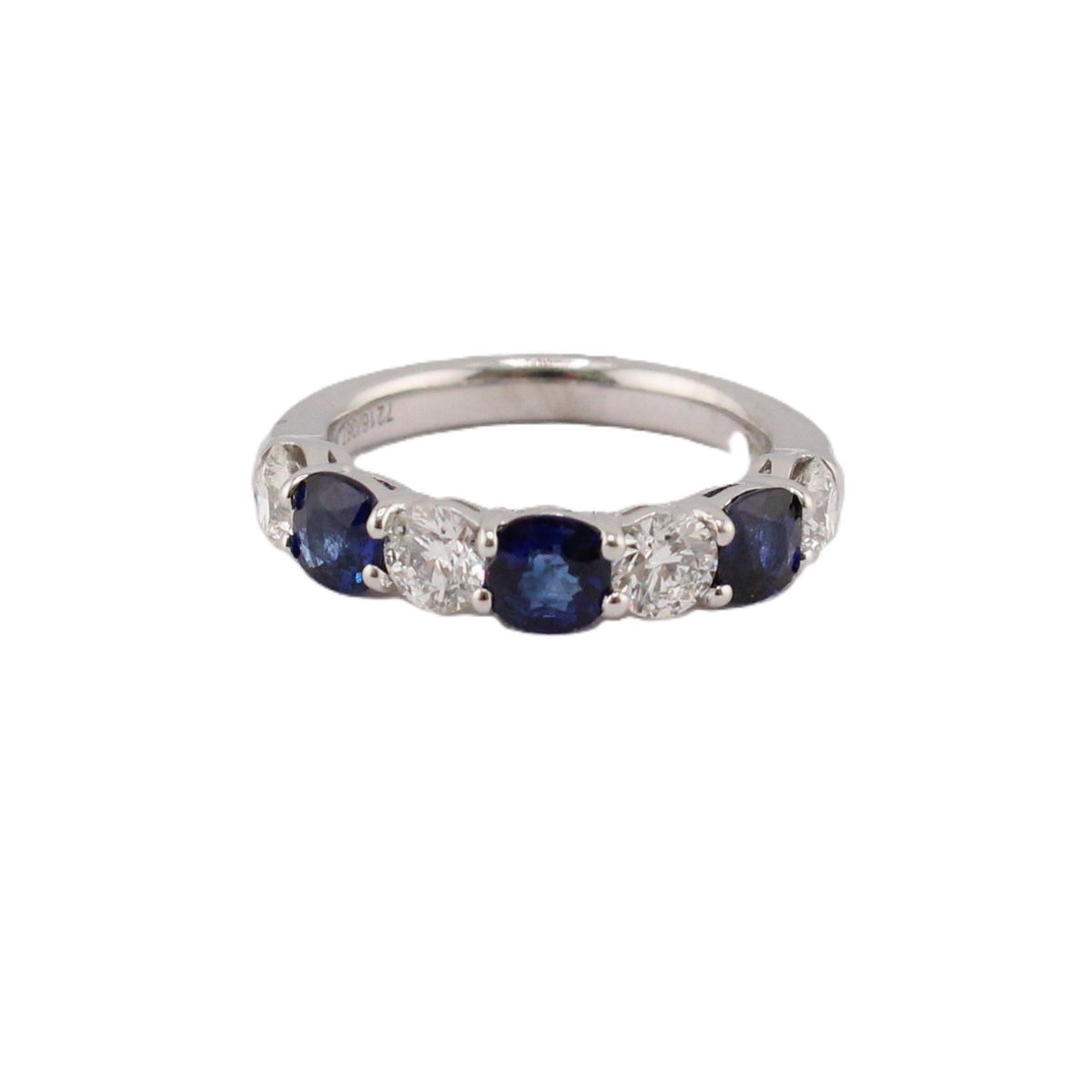 Cushion Cut Blue Sapph & Diamond Band