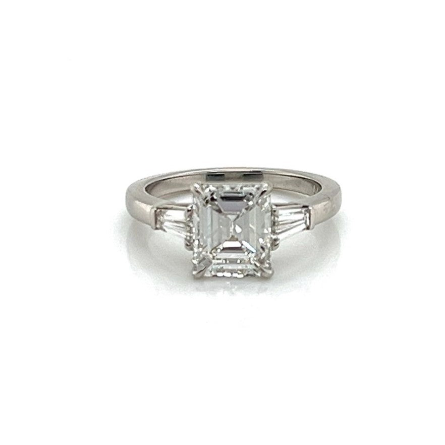 CUT G-VS2 GIA #6217945385   G / V.G.