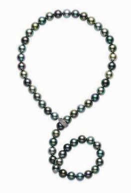 Black South Sea Pearl With Diamond Clasp Lariat