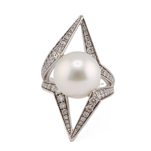 White South Sea Pearl & Diamond Ring