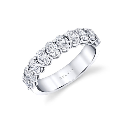 Oval Shaped Eight Diamond Wedding Band