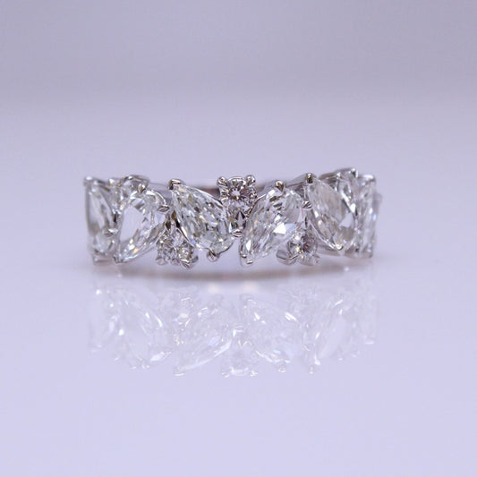 L'Amour Collection Pear and Round Cut Diamond Band