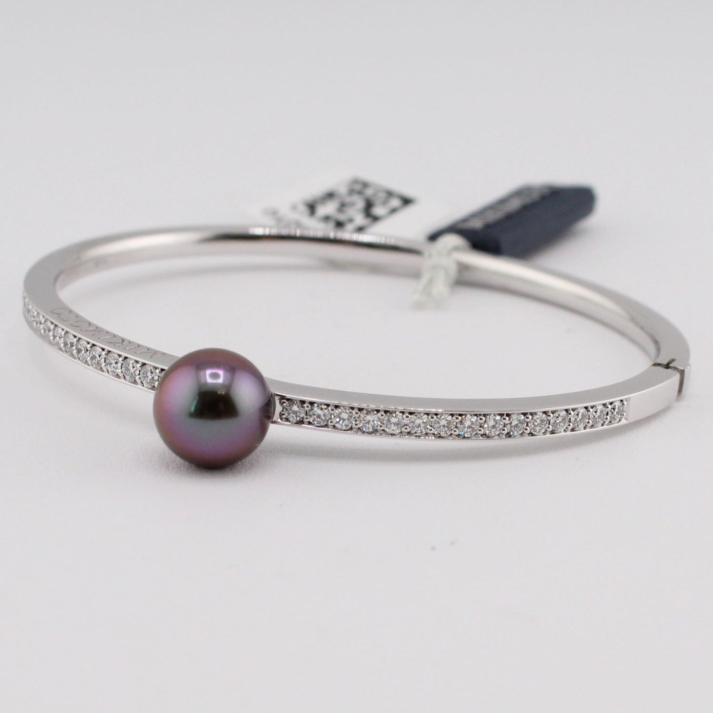 Classic South Sea Collection Black South Sea Pearl and Diamond Bangle