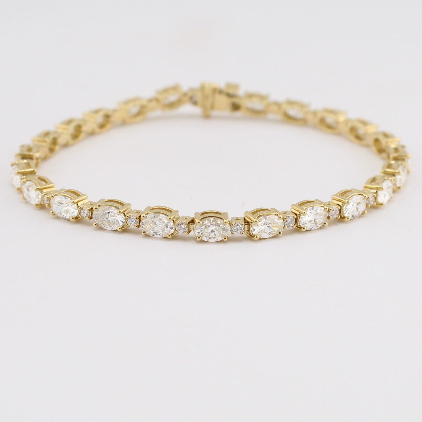 Oval & Round Cut Diamond Line Bracelet