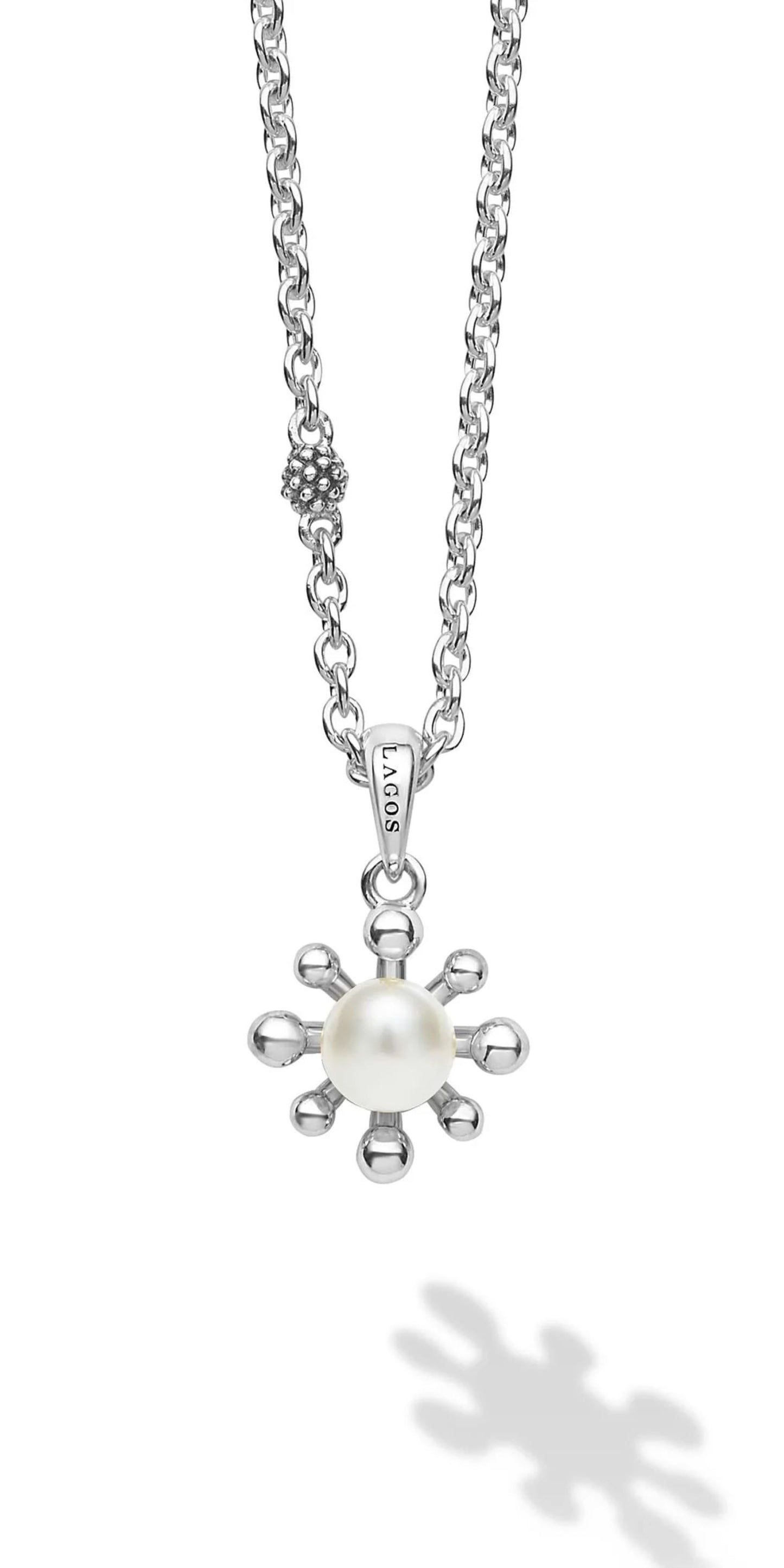 Luna Fleur Pearl Pendant Necklace