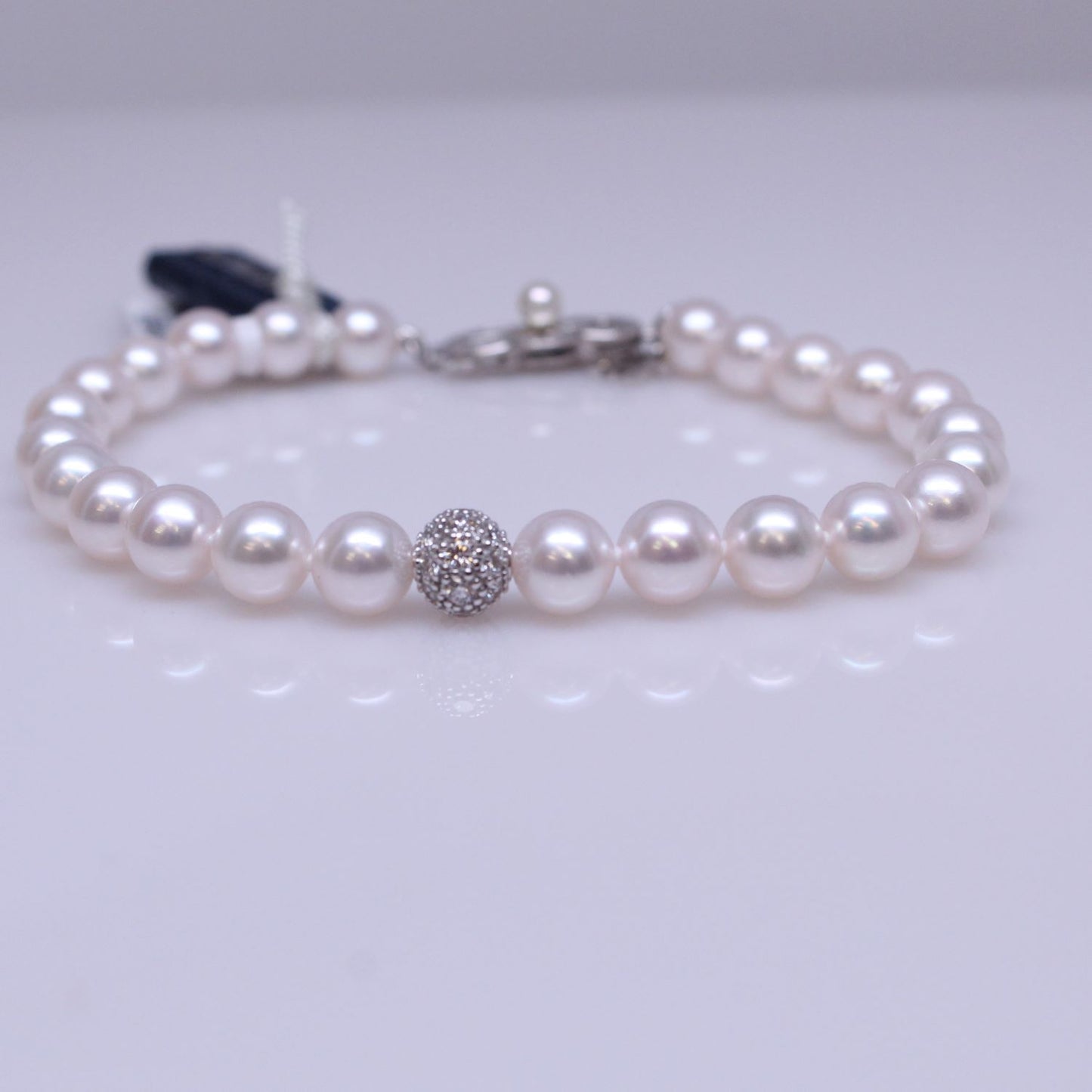 Akoya Pearl Bracelet with 1 Pave Sphere Roundel