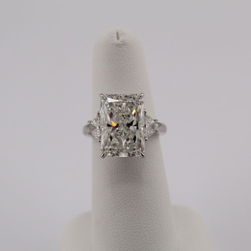 Plat Radiant Engage 10.03CT G/SI1 GIA Certed & 2 DIA Trapezoid=0.90CTTW H/VS SZ 6.5