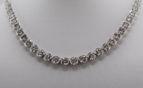 Certed Diamond Line Necklace