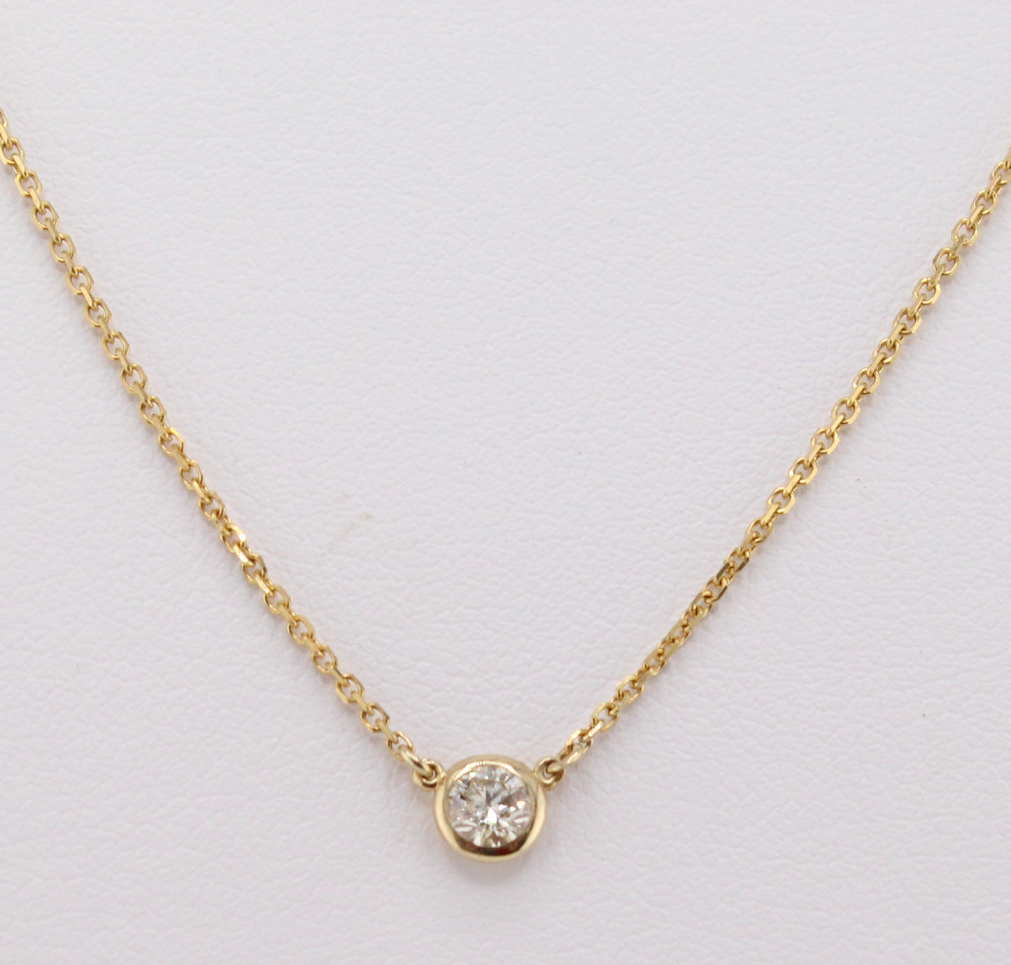 Single Station Diamond Necklace